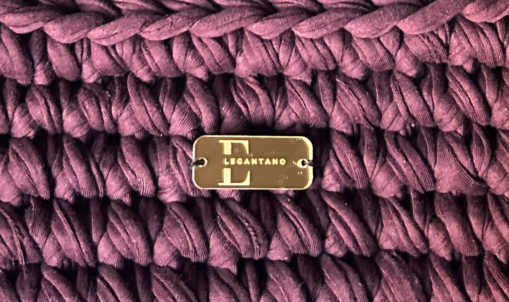 AMAR Plum Sculptural Handbag | Elegantano