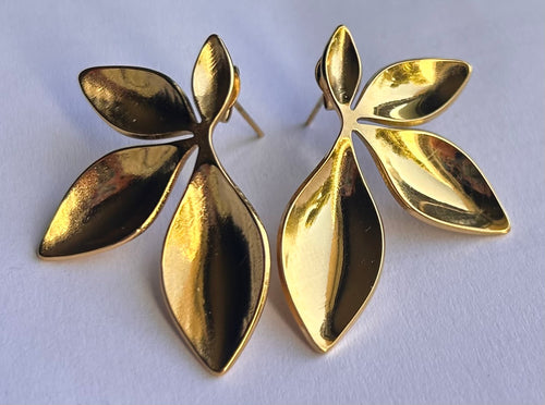 Gold leaf statement earrings – Elegantano jewellery